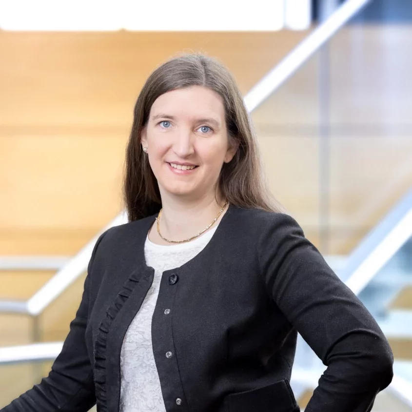 Sprecher: Brenda Duruz-McEvoy